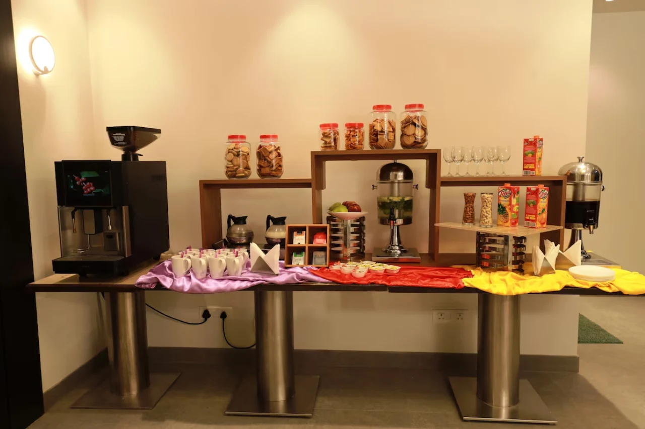 Dining options at IRA Hotel Bhubaneswar – restaurant in BBSR