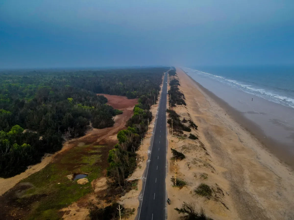 Konark to Puri coastal road, Odisha