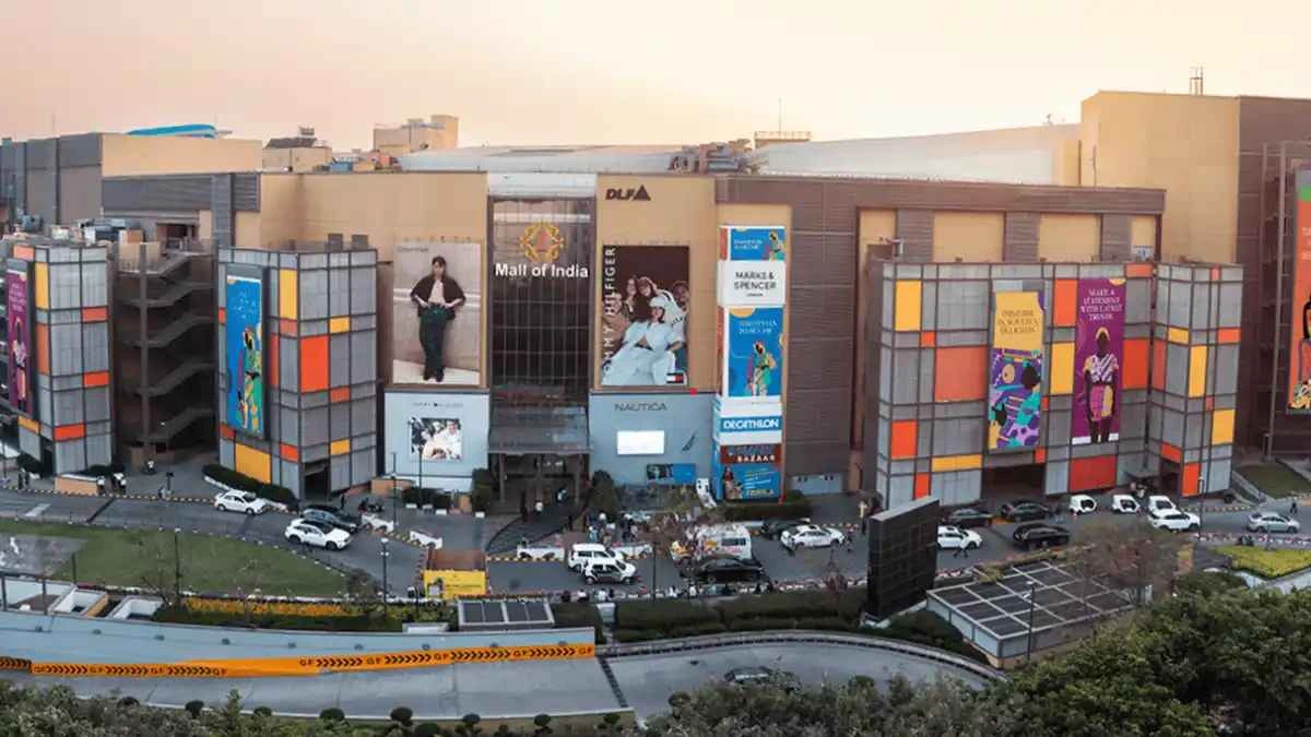 Noida mall near Sector 62