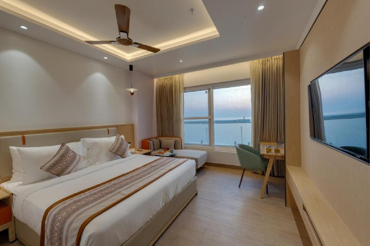 Early Morning Mangala Aarti at Dwarkadhish Temple