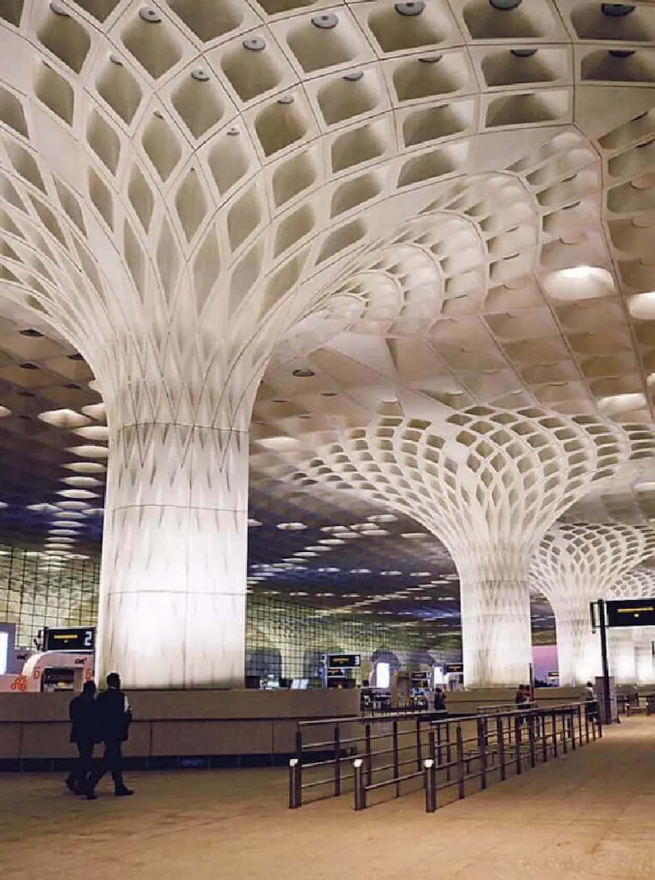 Easy access to Juhu Beach from IRA by Orchid Hotel in Andheri Mumbai near Airport – book your stay