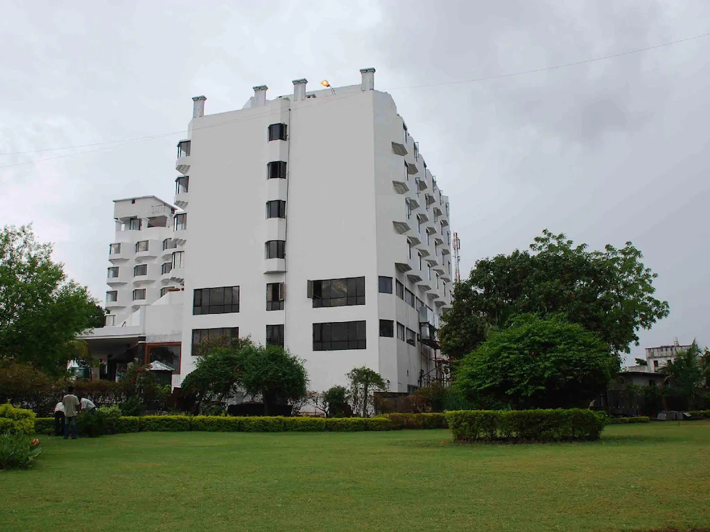 Explore IRA Hotel Mumbai in Andheri near airport – view the hotel exterior and plan your stay now