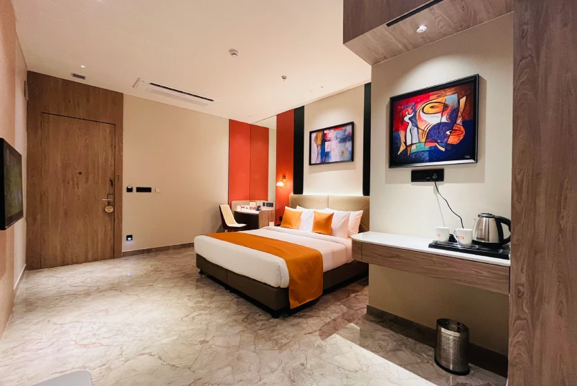 Spacious Premium Room in Bhavnagar for Business, Corporate, Family and Leisure Stays - Hotel rooms in Bhavnagar with comfort, Wi-Fi, functional workspace, and amenities